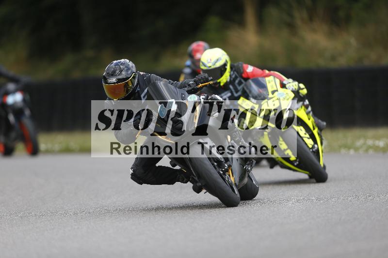 /30 23.06.2025 Get Faster Caremotion ADR/Rider Academy gruen/64